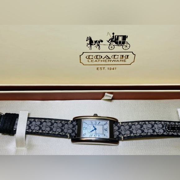 Coach Signature C Lexie Watch - Picture 3 of 10